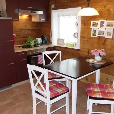Apartment Blockstube Mit Infrarot-Sauna Großschönau